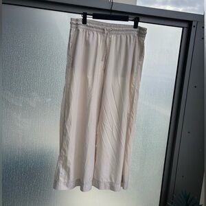 Stretchtech | Quick Dry Wide-Leg Capris